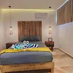 Penthouse De Dos Pisos Con Alberca Privada En La Veleta